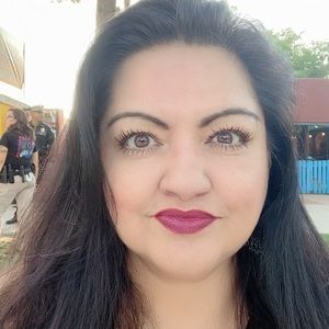 Meet your Posher, Phyllis